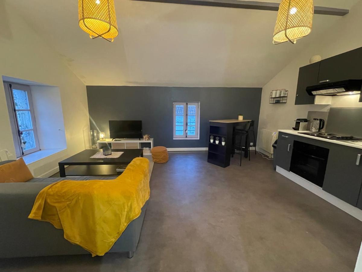 Angouleme - Le Cocon Apartment Екстериор снимка