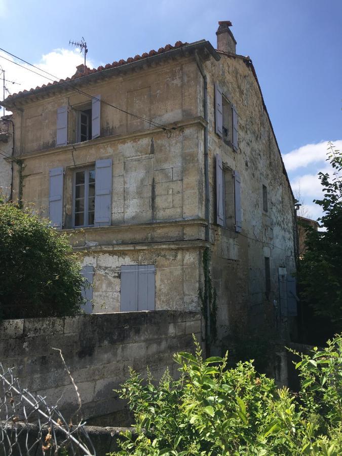 Angouleme - Le Cocon Apartment Екстериор снимка